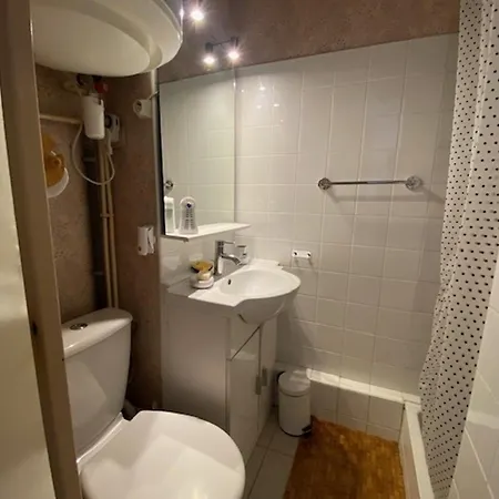 Coquet T2 A - Cour Arboree, Parking, Proche Et Commerces, 4 Pers. - Fr-1-795-14 Apartmán *